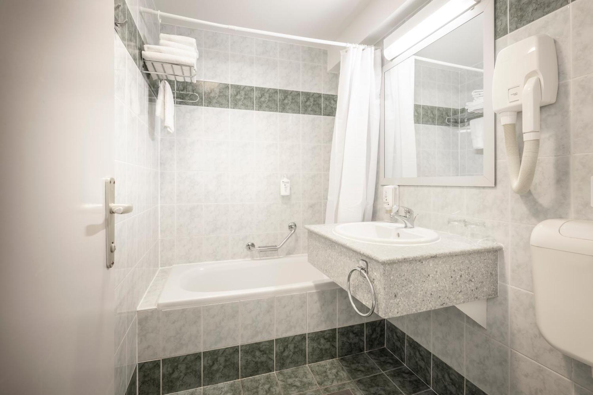 Maistra Select Villas Rubin Resort Rovinj Room photo